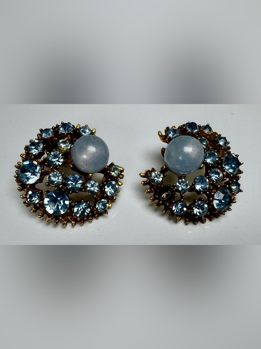 Vintage Opalescent Blue Crystal Cluster Post Earrings #1538